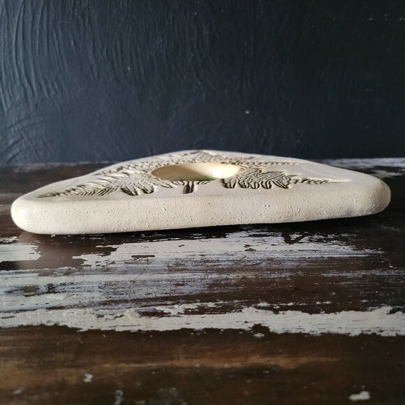 Amaranth Stoneware Butterfly Puddler Fern Design, Stoneware and Recycled Glass - Picture 4 of 6